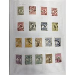 Australia 1913 and later stamps, including used and unused examples, postage due stamps, Queen Elizabeth II issues etc, housed in 'The Utile Hinged Leaf Album'