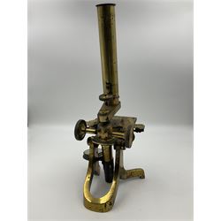 Brass monocular microscope, unbranded, H32cm