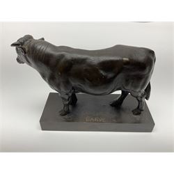 After Antoine-Louis Barye, bronze figure of a bull, upon a rectangular base, H10cm 
