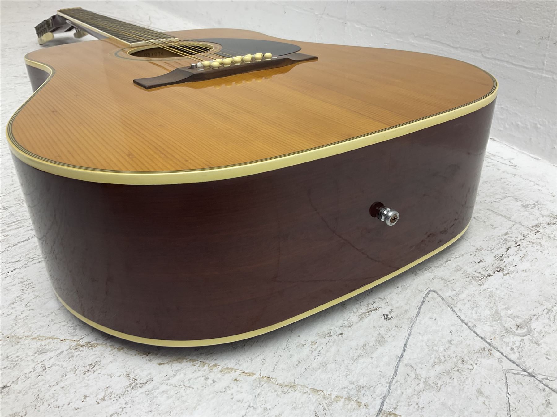Grant Model No.W-220L twelve-string acoustic guitar with mahogany back and ribs and spruce top L109cm
