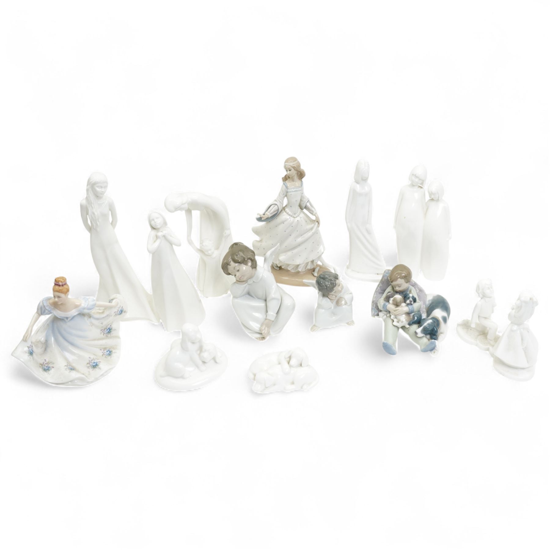   Lladro including Sweet Dreams 1535, Cinderella 4828, Angel Dreaming 4961 and another 4539, eight Royal Doultonfigures from the Images series and one other figure Kathy HN3305