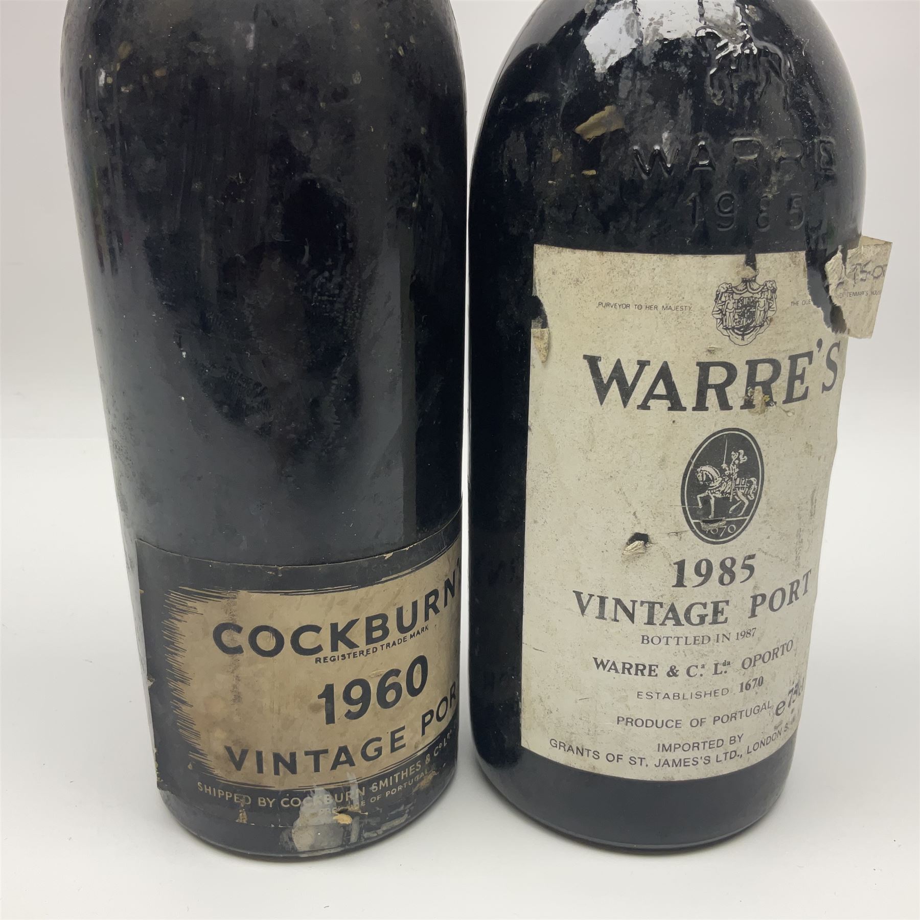 Warre's 1985, vintage port, 75cl unknown proof, and Cockburn 1960, vintage port (2)