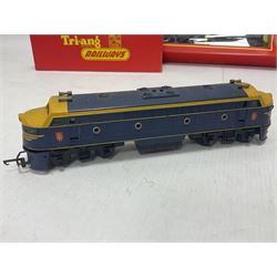 Hornby/Tri-Ang ‘00’ gauge - nine locomotives to include Britannia Class ‘Britannia’ 4-6-2 no.70000 in BR green; Class M7 4-4-0 Tank no.30027 in BR black; Princess Class ‘Princess Victoria’ 4-6-2 no.46205 in BR black; in original boxes; further loose models Princess Class ‘Princess Elizabeth’ 4-6-2 no.46201 in BR green; Class 3F 0-6-0 tank no.7606 in LMS crimson; TR double ended diesel locomotive; three further tank locomotives and one loose tender (10) 