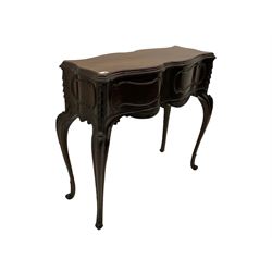 Late Victorian mahogany jardiniere planter stand, shaped form with fixed moulded top, applied c and s scroll mouldings and husks to the frieze and canted corners, acanthus carved cabriole supports with scroll carved terminals, 91cm x 37cm, H85cm