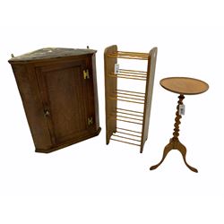 Small figured oak shoe rack, oak barley twist wine table and an oak corner cupboard. (3)