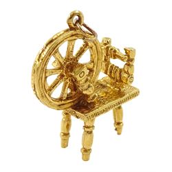 9ct gold spinning wheel pendant / charm, hallmarked