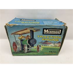 Mamod TE1A live steam traction engine with burner, scuttle and steering rod; boxed