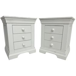Pair of contemporary white painted pedestal bedside chests, fitted with three drawers