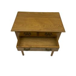 Georgian style chestnut lowboy side table, fitted with tree drawers