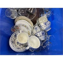 Quantity of glass to include art glass examples, drinking glasses sets etc together with silver plates and other metalware, ceramics etc