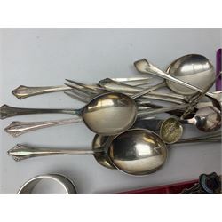 Group of silver to include cased set of six silver handled knives hallmarked Birmingham 1921 by Raeno Silver Plate Co, three hallmarked napkin rings etc together with silver plated and other metalware etc