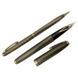 Sheaffer Imperial Sovereign fountain pen with 14k gold filled diamond pattern case and 14k gold nib, together with further Imperial Sovereign ballpoint pen, both in lined blue boxes