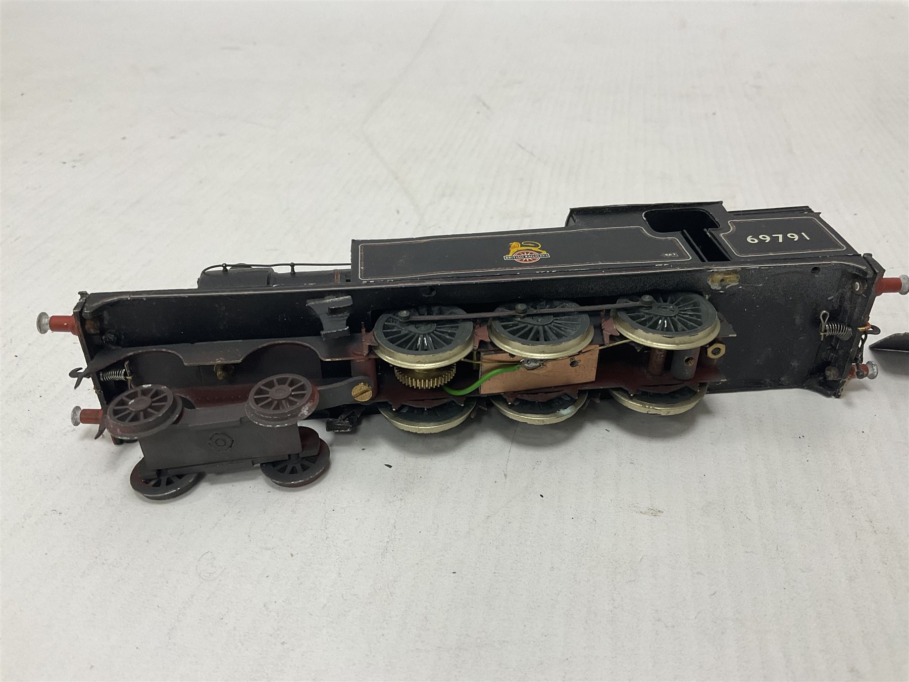 ‘00’ gauge - eight kit built steam locomotives, mostly for restoration comprising LNWR/LMS Whale G Class 0-8-0 no.49078 in BR black; Class J11 (Pom-Pom) 0-6-0 no.64451 in BR black; Class F4 2-4-2T no.67214 in BR black; Precursor Tank Whale ‘Dreadnought’ 4-4-0 no.659 in black; Class O2 2-8-0 no.63936 in BR black; Class A4 4-6-2T no.6978 in LNER crimson; Class C16 4-4-2T no.67489 in BR black; Class A6 4-6-2T no.69791 in BR black (8) 