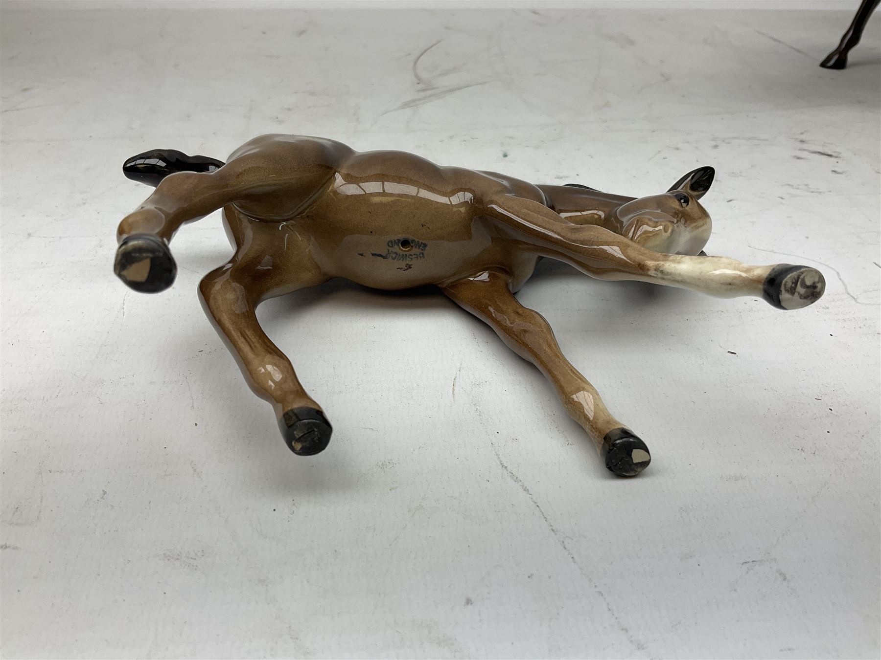 Six Beswick figures of bay horses, including large hunter no.1734, Shire horse no.818, horse with tucked head no.1549, etc (6)