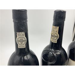 Four bottles Dow's port, comprising, 1975, 1979, Master Blend, and 2001 Quinta Do Bomfim, various contents and proof (4) 