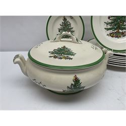 Collection of Spode Christmas Tree pattern part dinner service, comprising three covered tureens, eight dinner plates, eight side plates, eight dessert plates, sauce boat and saucer and serving platter (30)