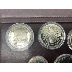 Five United States of America commemorative silver proof coins, comprising 1986, 1987, 1989, 1992 one dollars and 1982 half dollar, all with certificates