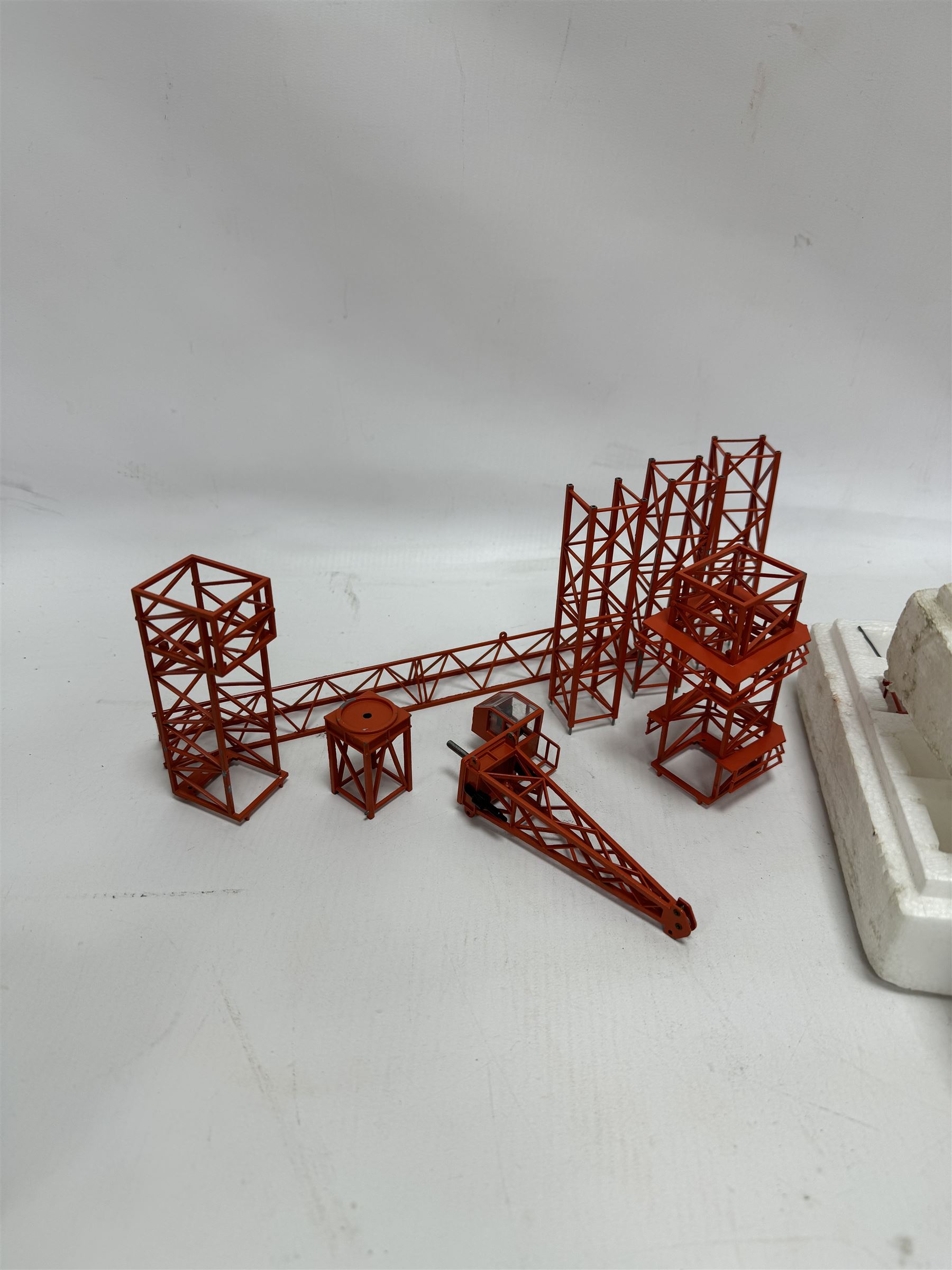 Two Conrad 1:87 scale Wolffkran Tower Crane models, both boxed