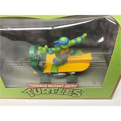 Scalextric - eight Hornby Teenage Mutant Ninja Turtles slot cars, nos.C130, C131, C132, C134, C338, C339, C421 & C422; and two further Scalextric slot cars, C465 Batmobile and C139 Parmalat Brabham; all boxed (10)