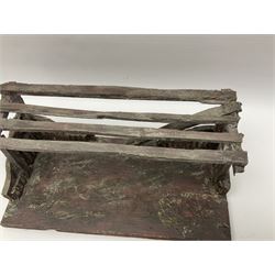 Lineol type artillery gun emplacement, H13cm, L31cm 