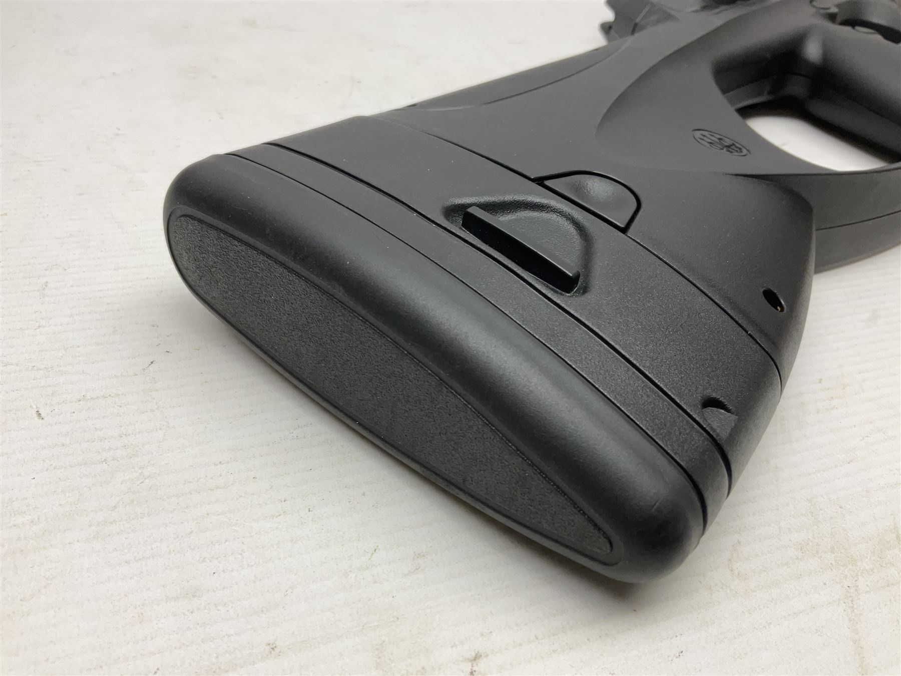Beretta Cx4 Storm .177 CO2 rifle with Hawke Red Dot 30 scope L78cm; in fitted hard carrying case with two magazines and 88g cylinder; NB: AGE RESTRICTIONS APPLY TO THE PURCHASE OF AIR WEAPONS.