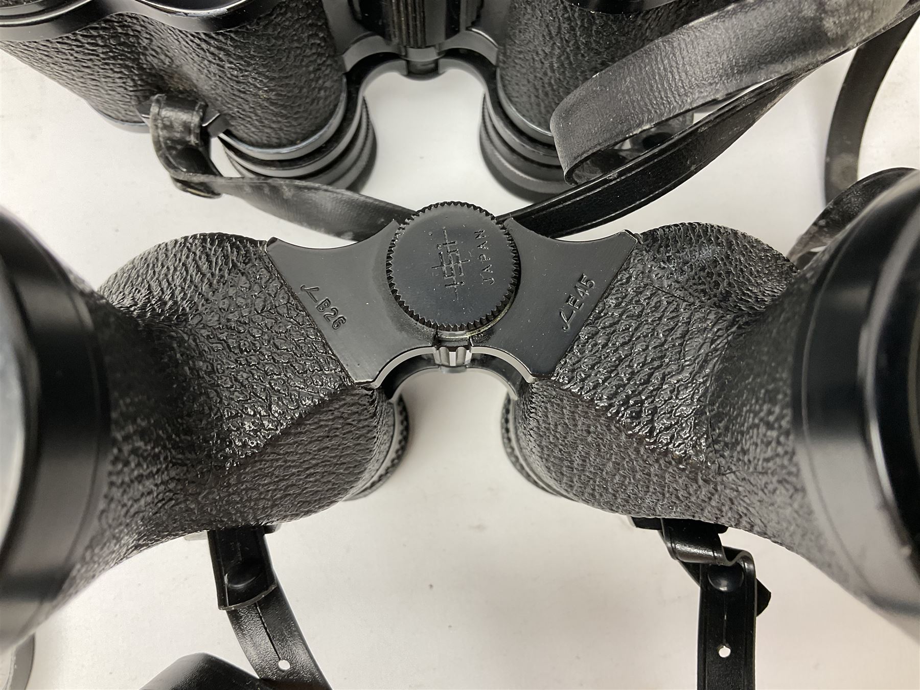 Eleven pairs of Swift binoculars, to include Greens 8x40, Saratoga 8x40, two pairs of Newport Mk II 10x50, Newport 10x50, Saratoga Mk II 8x40, Audubon 8.5x44, etc, 