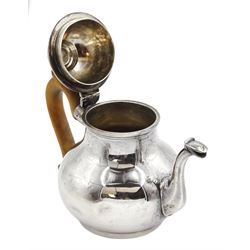 Late Victorian bachelor's silver teapot, plain baluster design with swan neck spout and fruitwood handle London 1900, 11.5oz 