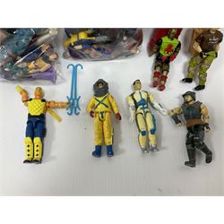 Group of twenty nine G.I.Joe 1980s mini figures, along with further unassociated miniature figures and accessories 