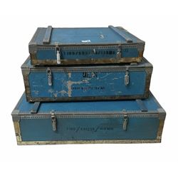 Set of three graduating blue flight cases