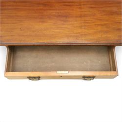 Early 20th century mahogany breakfront open bookcase, the shaped rectangular top with moulded edge, fitted with single frieze drawer over to open shelves, flanked by two shelves to each side with shaped uprights, on bracket feet
