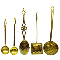  Three Victorian brass chestnut roasters and two brass cooking ladles (5)  