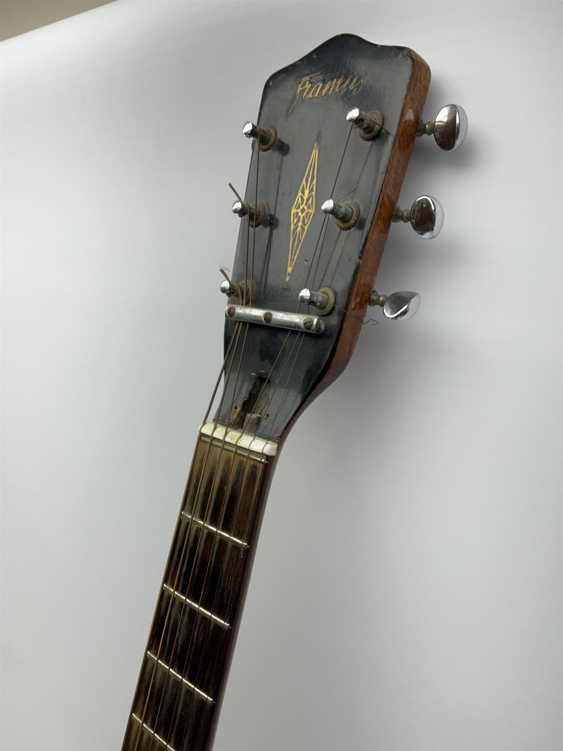 Framus Acoustic Guitar, model 5/196. L104cm
