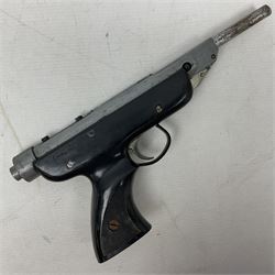 Italian RO72 .177 target air pistol with break barrel action, shaped and chequered grips L32cm