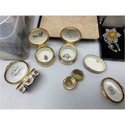 Collection of jewellery including silver earrings, beaded necklaces, earrings, rings, 9ct gold safety chain, jewellery box and four Halcyon days trinket boxes