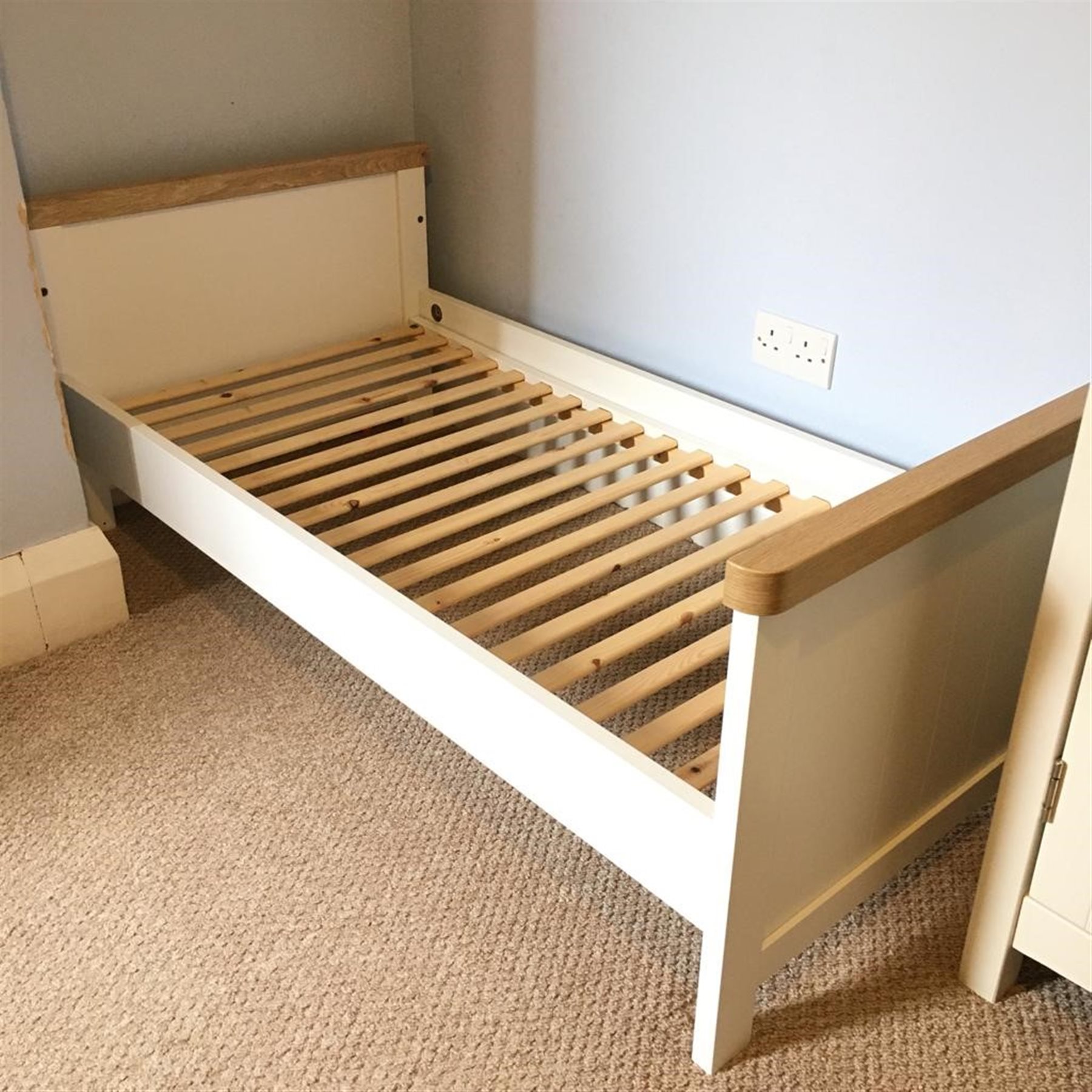 Lulworth cot bed, white finish, mattress not included, W78cm, H94cm