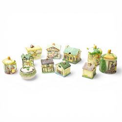 Eleven pieces of Marutomo ware