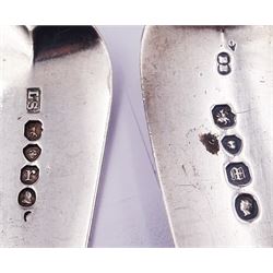 William IV silver Fiddle pattern table spoon, hallmarked Lewis Samuel, London 1832, together with a Victorian example, hallmarked London 1847, makers mark indistinct, each approximately L22.5cm, approximate total weight 5.11 ozt (159 grams)