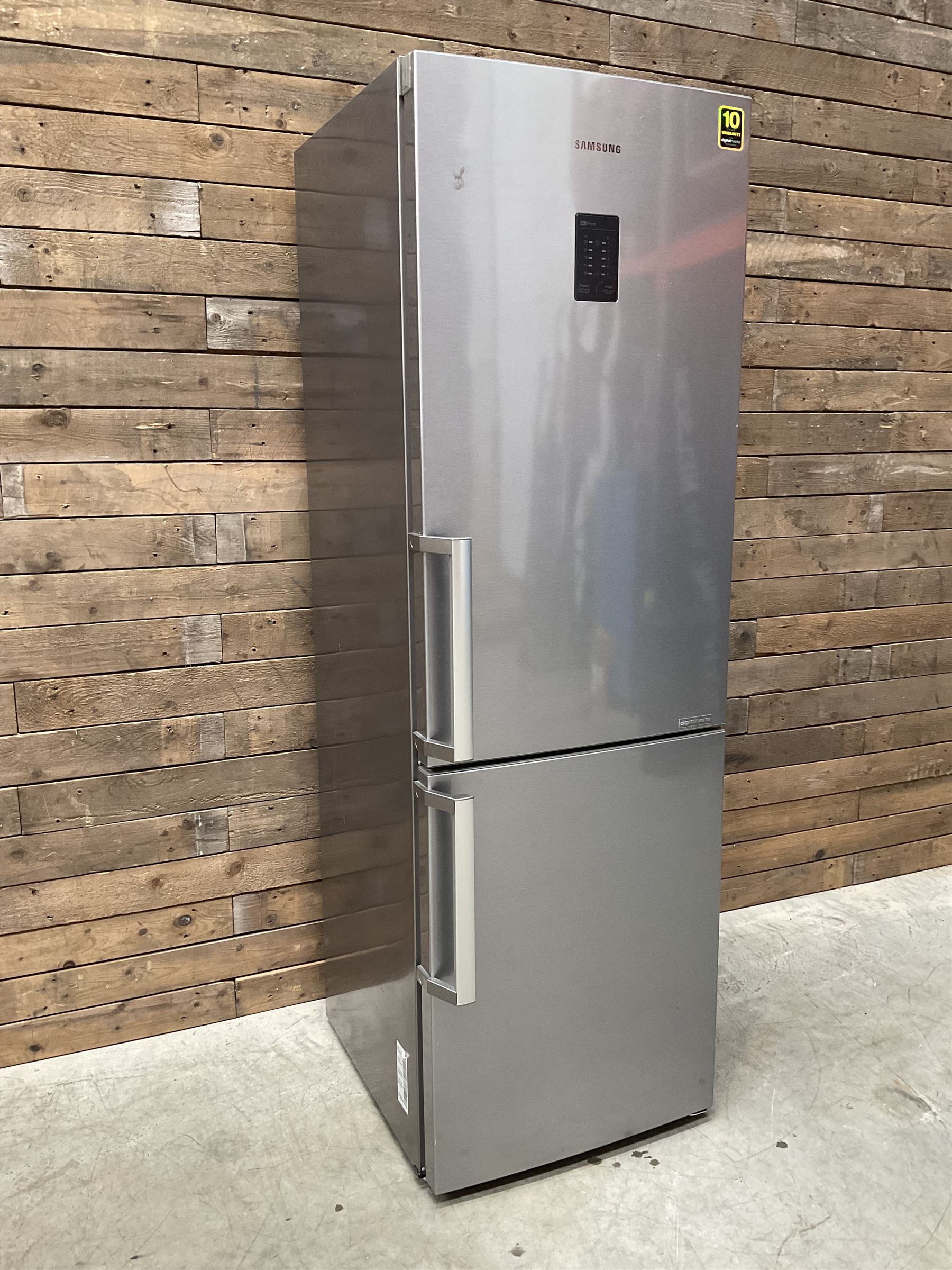 Samsung RB31FEJNDSA fridge freezer - silver finish