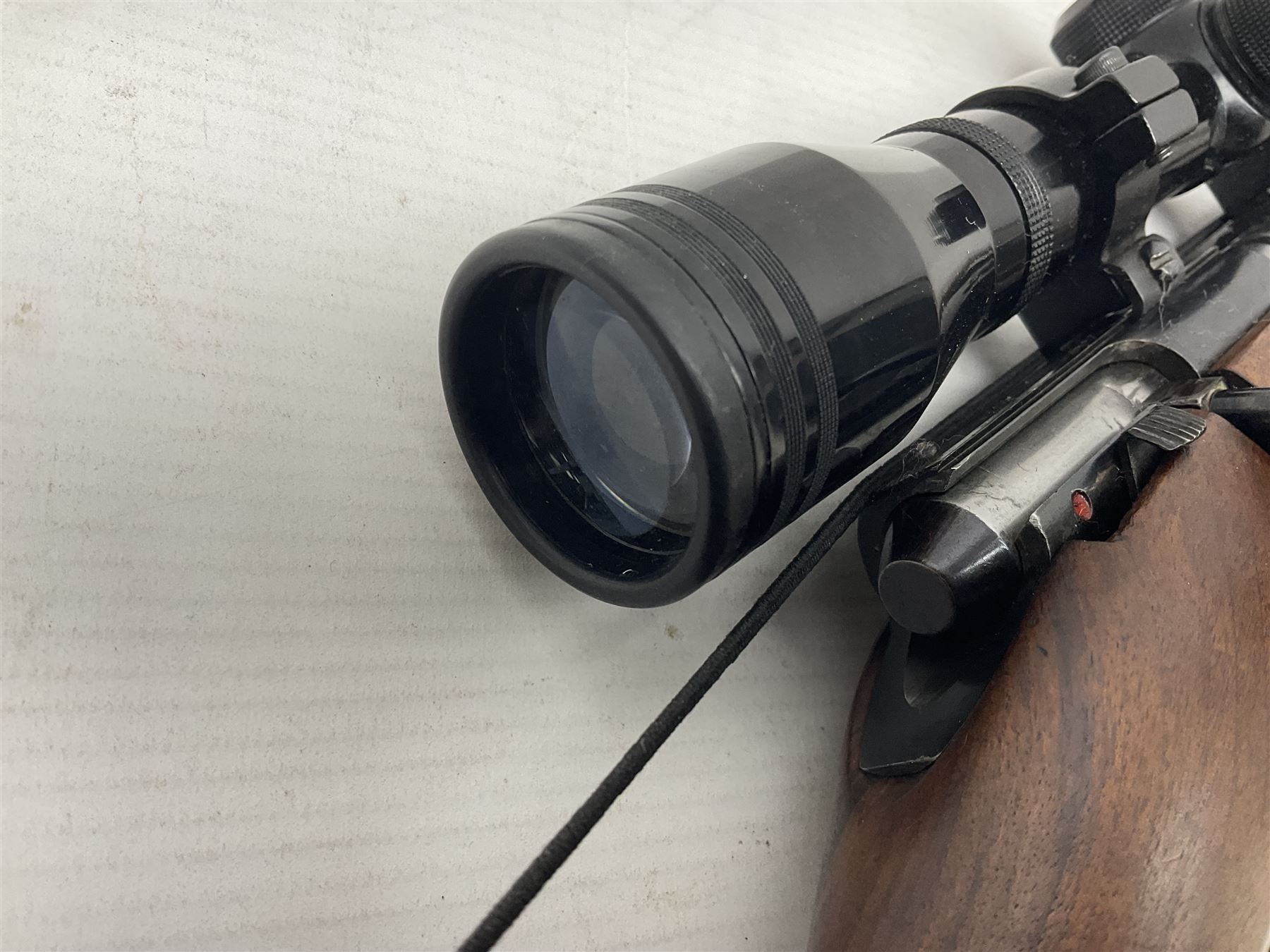 FIREARMS CERTIFICATE REQUIRED - BSA Supersport 5 bolt-action .22 LR rim-fire rifle with five-shot magazine, the 58.5cm (23