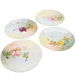 Royal Worcester dessert service with hand painted roses, comprising twelve plates and four comports and two tazza