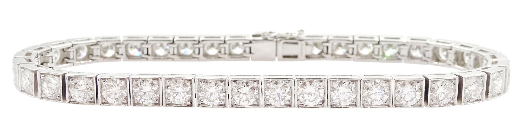 18ct white gold round brilliant cut diamond bracelet, Edinburgh hallmark, total diamond weight 7.66 carat, with document