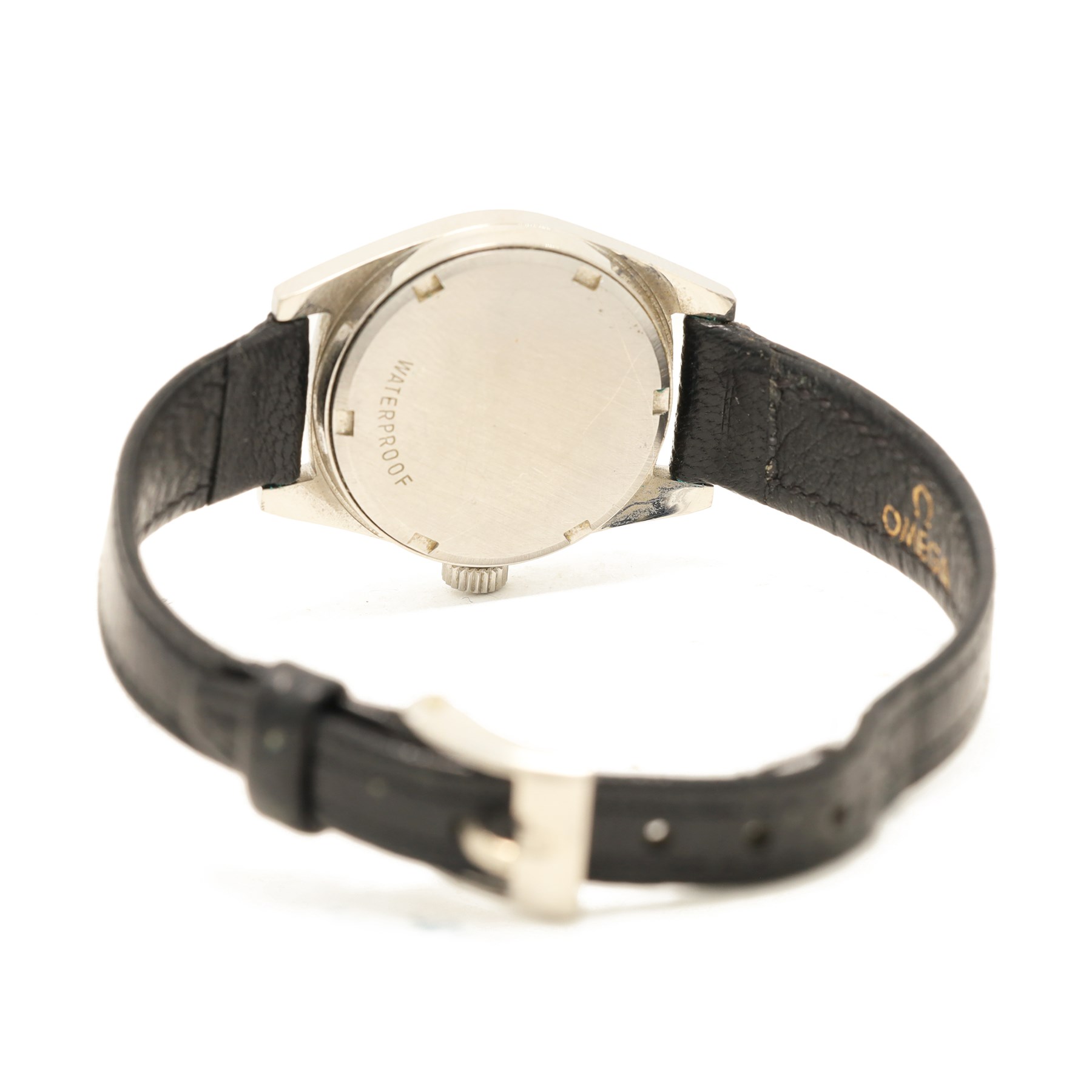 Omega ladies stainless steel manual wind wristwatch, Ref. 535.014, Cal. 630, silvered dial with baton hour markers, on black leather strap
