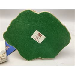 Ten Lilliput Lane winter (snowed) cottages, to include Yuletide Inn, The Christmas Present and Kerry Lodge, all boxed with deeds