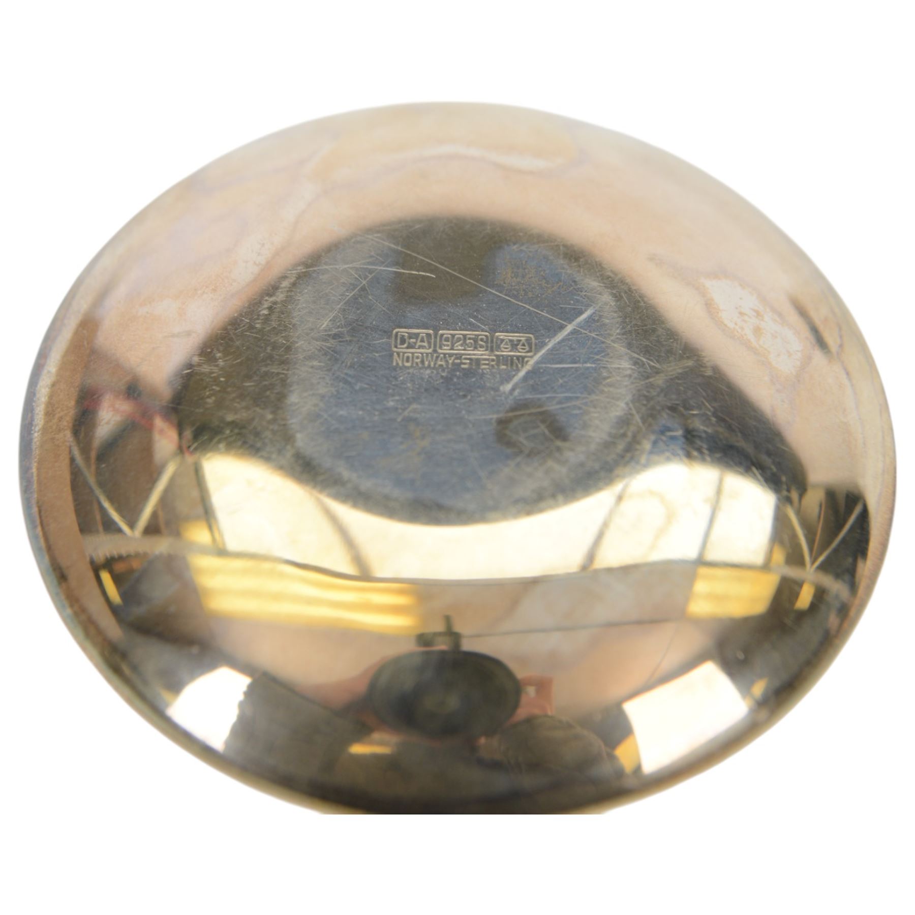 Mid 20th century Norwegian silver and guilloche enamel trinket dish by David Andersen, of circular form, with green guilloche enamel centre, stamped beneath D-A 925S Norway Sterling, D8cm