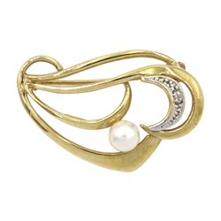 9ct gold opal and diamond chip brooch, stamped 375