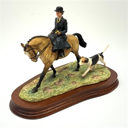 A limited edition Border Fine Arts figure, Elegance in the Field, model no L126 by Anne Wall, 841/950, on wooden base, figure L25cm. 