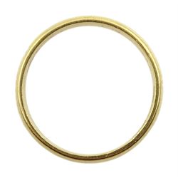 18ct gold wedding band hallmarked, approx 5.5gm