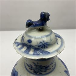 19th century Chinese Kangxi style blue and white jar and cover, decorated with figural and landscape scenes, the domed cover with foo dog finial, with four character marks beneath, H22cm