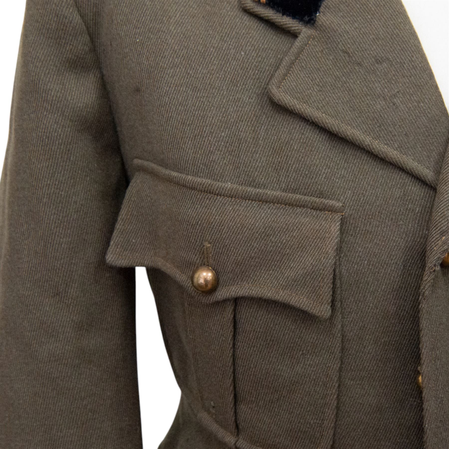 1940 French 6th Genie (engineers) officer's tunic, together with pair of M16 leather Jambieres D'Hommes officers gaiters and French Sam Browne style belt and cross strap 