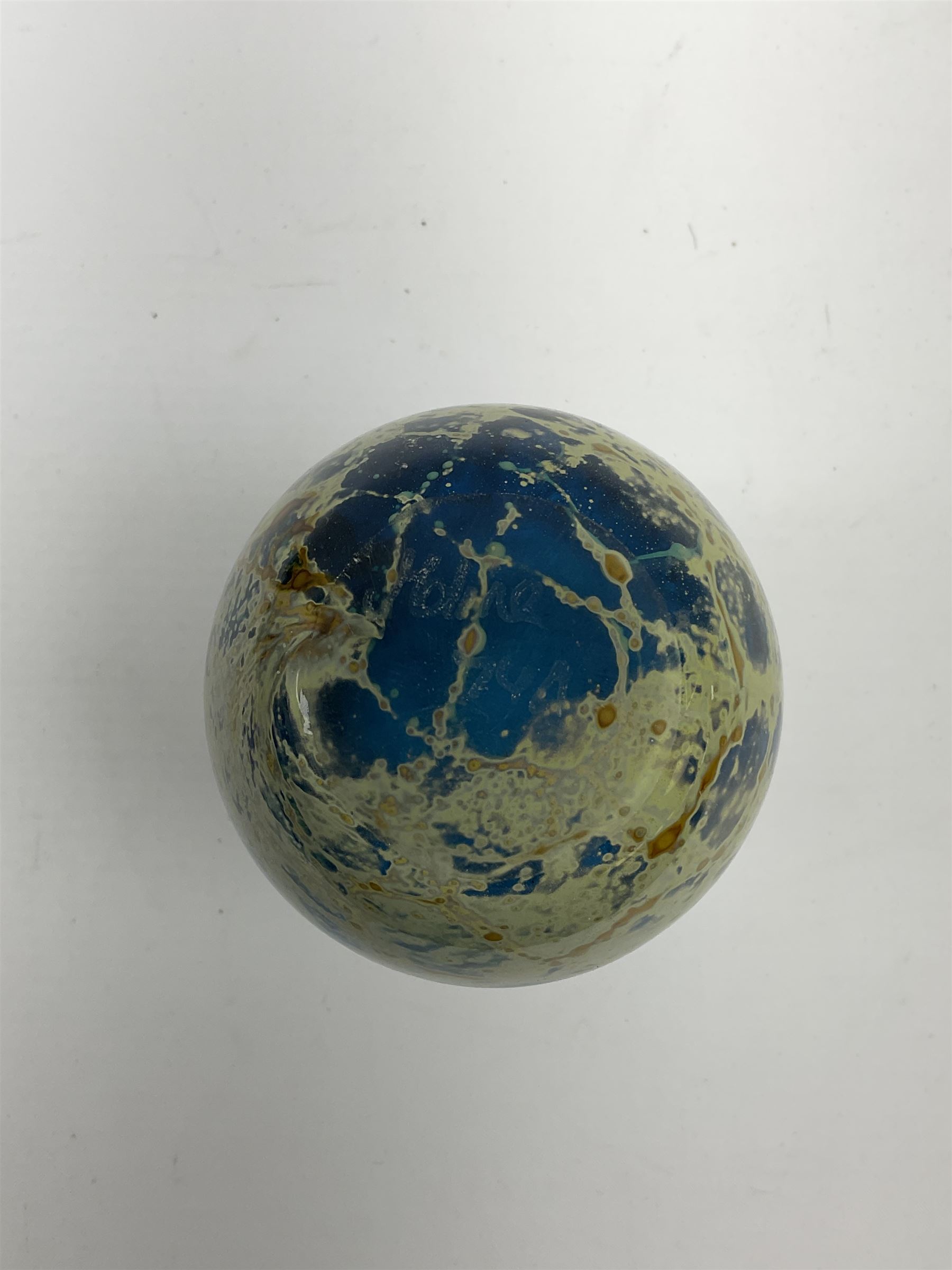 Mdina glass vase in the Sea & Sand pattern, signed to base, H10cm